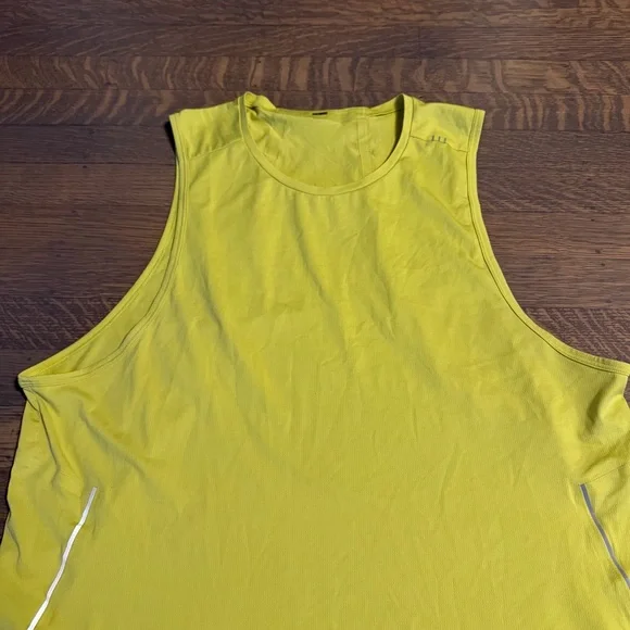 Lululemon Fast and Free Tank Lemon Vibe Mens Medium EUC - Picture 5 of 9